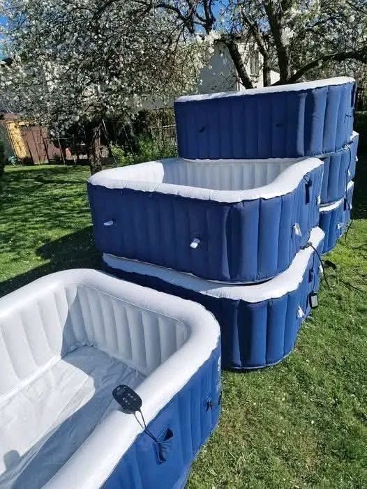 Person Outdoor Portable Inflatable Heated Hot Tub with 130 Bubble Jets