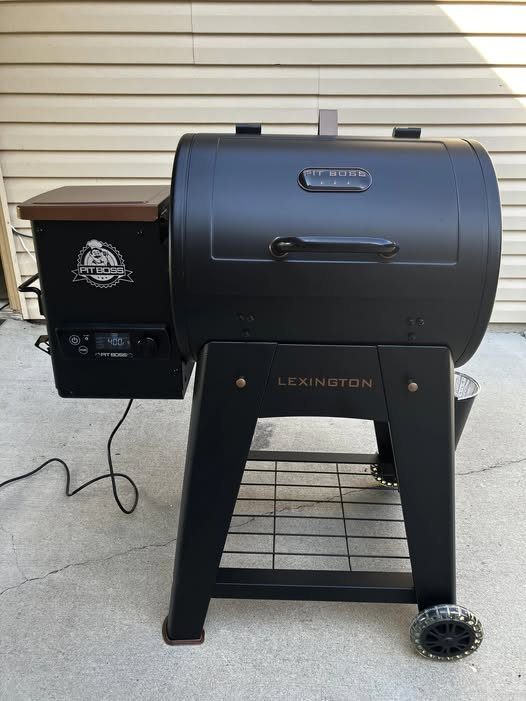 Pit Boss Pellet Smoker, Lexington 500 Square inch Wood Fired Pellet Grill, Onyx Series